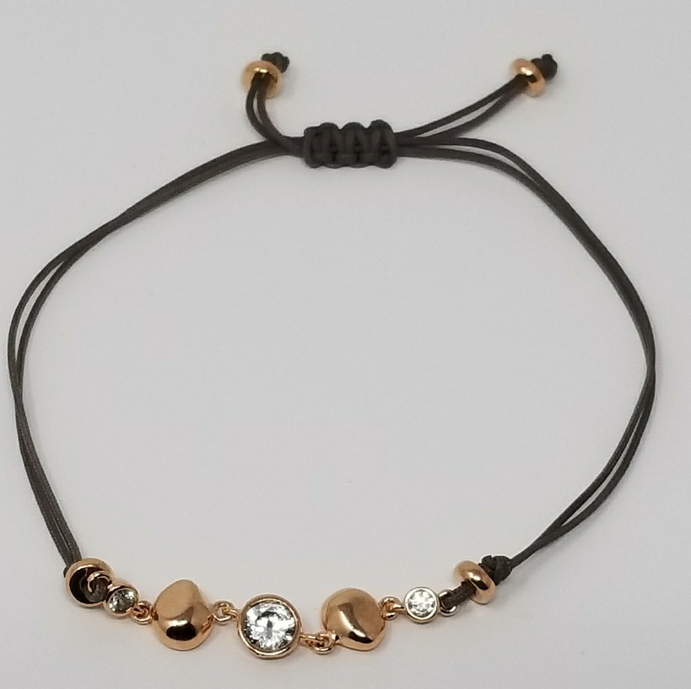 Adjustable bracelet